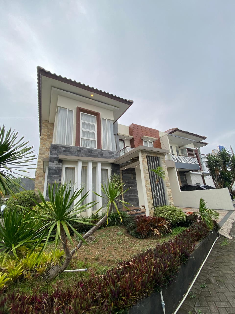 Villa Azka 2